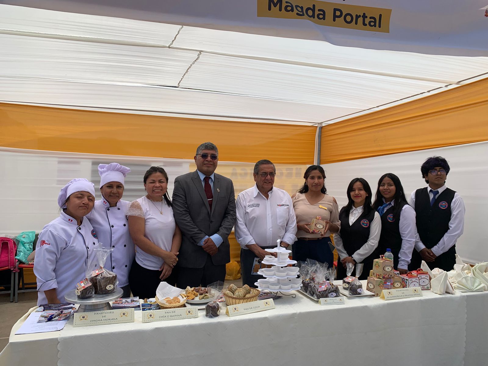 admision de Magda Portal