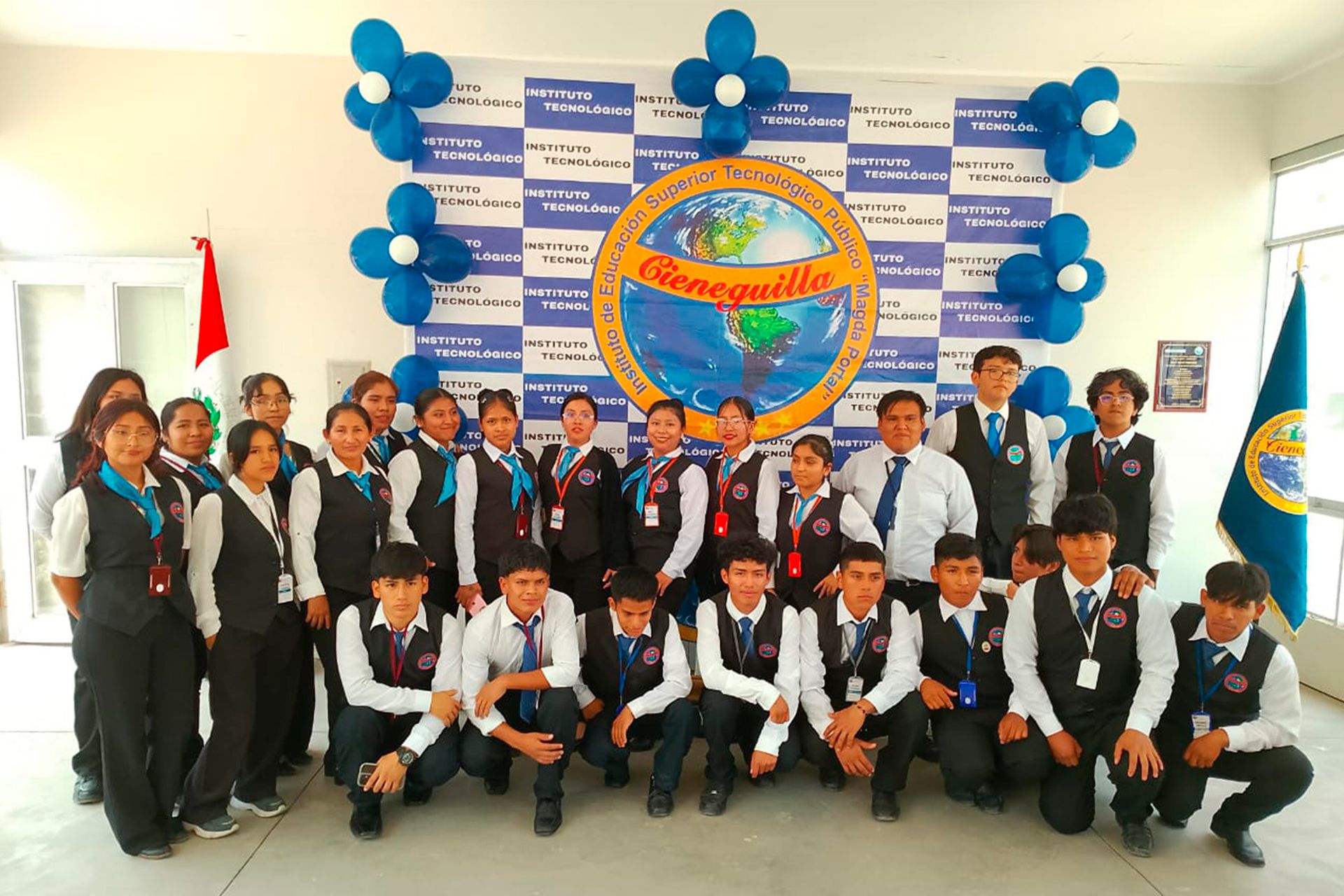 admision de Magda Portal